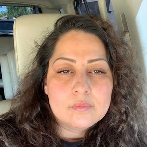 Meet your Posher, Elisa